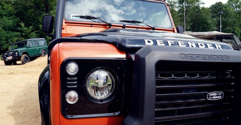 Land Rover Defender